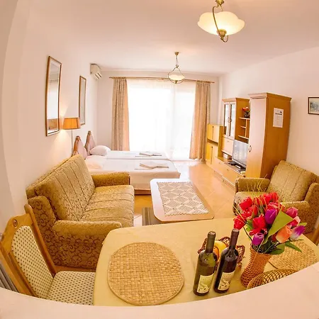 Apartments Luka Budva Buitenkant foto
