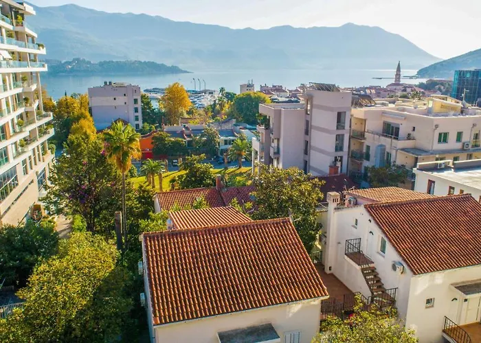 Apartments Luka