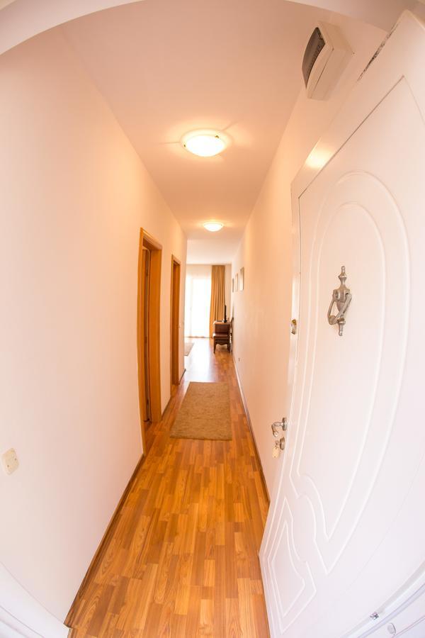 Apartment Luka Budva